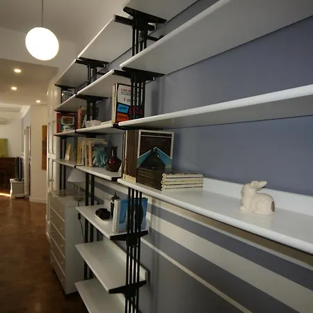 San Giovanni Bright Apartment *